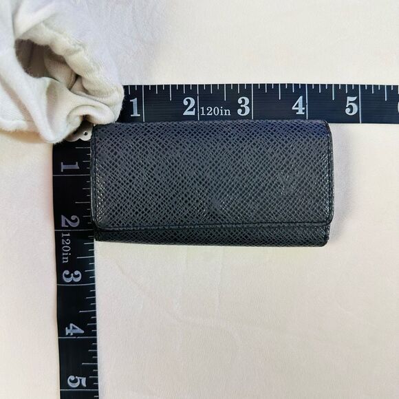 LOUIS VUITTON Gray Black Leather Tri-fold Key Holder Case Wallet - Picture 8 of 10